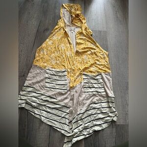 NEW Tru Self Open Front Hooded Sleeveless Colorblock Cardigan bright yellow